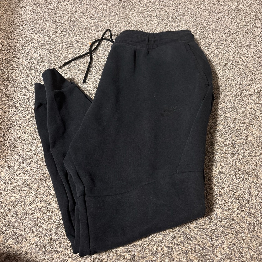 Nike tech fleece pants